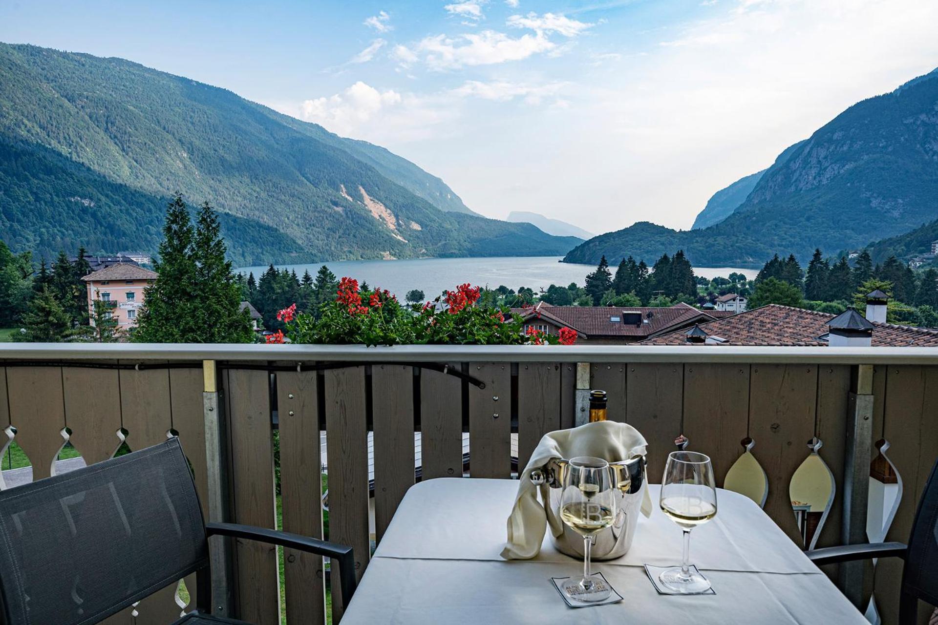 Alpenresort Belvedere Molveno Exterior foto